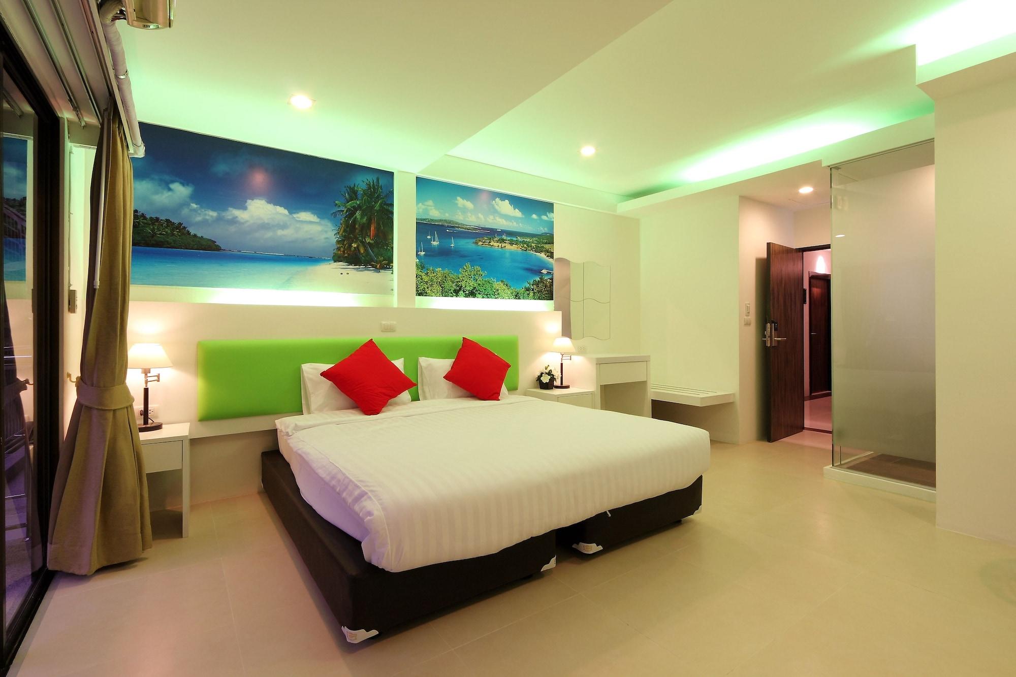 Armoni Patong Beach Hotel Extérieur photo