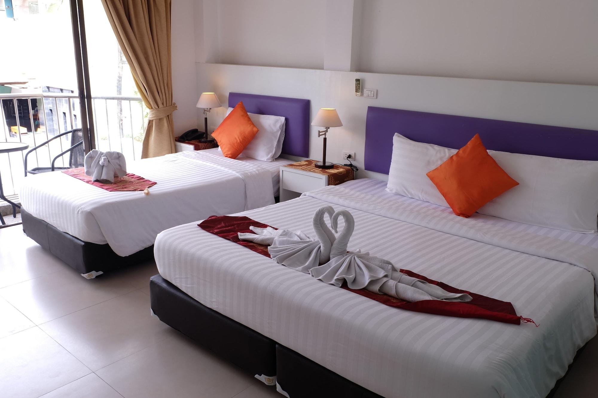Armoni Patong Beach Hotel Extérieur photo