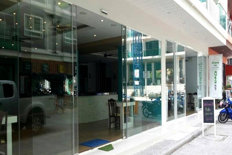 Armoni Patong Beach Hotel Extérieur photo