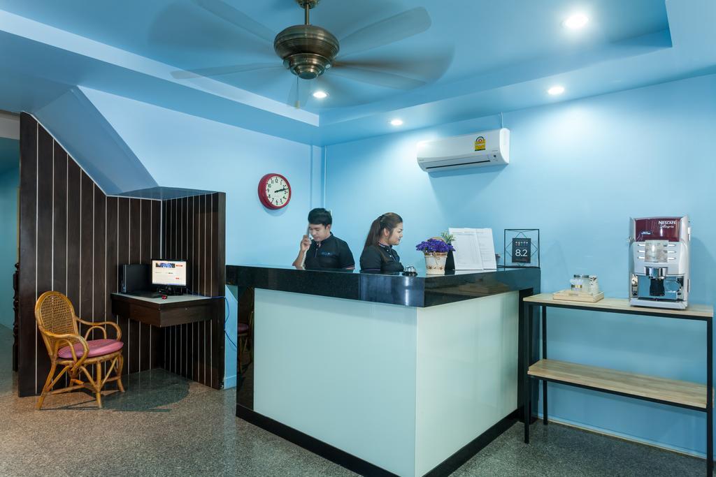 Armoni Patong Beach Hotel Extérieur photo